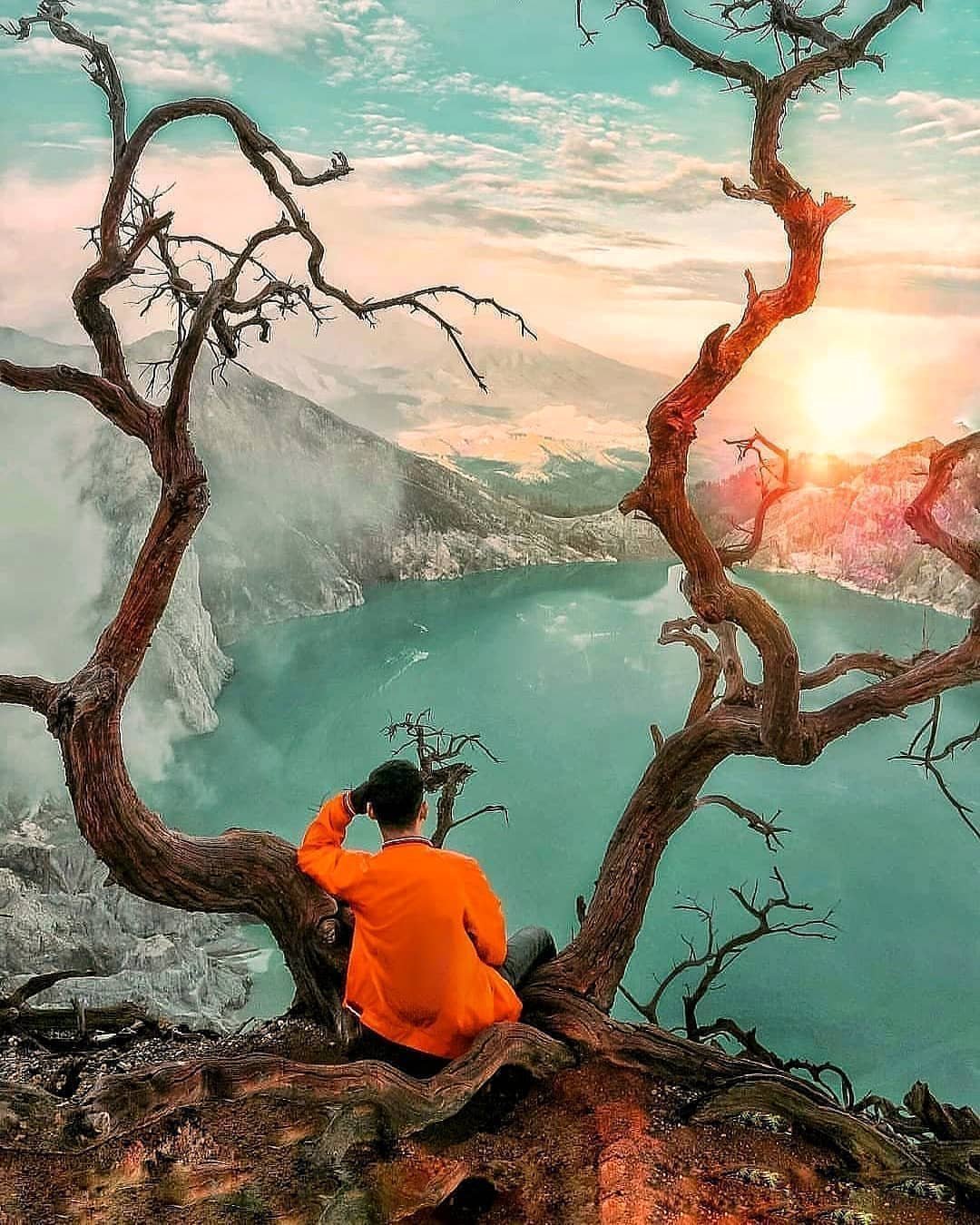 Keajaiban di Balik Asap Biru: Transformasi Makeup Terinspirasi Kawah Ijen